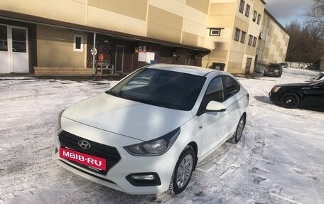 Hyundai Solaris II рестайлинг, 2017 год, 1 390 000 рублей, 11 фотография