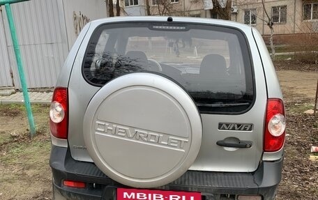 Chevrolet Niva I рестайлинг, 2013 год, 650 000 рублей, 4 фотография