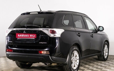 Mitsubishi Outlander III рестайлинг 3, 2012 год, 1 499 000 рублей, 5 фотография