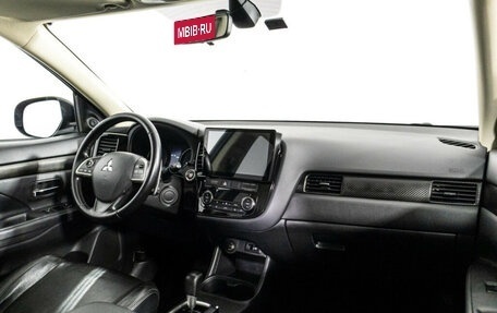 Mitsubishi Outlander III рестайлинг 3, 2012 год, 1 499 000 рублей, 9 фотография