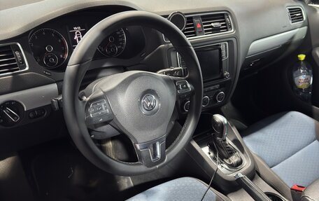 Volkswagen Jetta VI, 2013 год, 930 000 рублей, 9 фотография