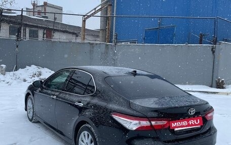 Toyota Camry, 2019 год, 2 765 432 рублей, 4 фотография