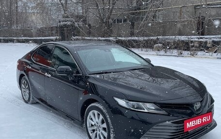 Toyota Camry, 2019 год, 2 765 432 рублей, 9 фотография