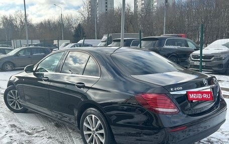 Mercedes-Benz E-Класс, 2019 год, 2 580 000 рублей, 5 фотография