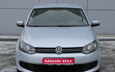 Volkswagen Polo VI (EU Market), 2011 год, 605 000 рублей, 2 фотография