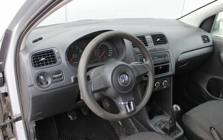 Volkswagen Polo VI (EU Market), 2011 год, 605 000 рублей, 14 фотография