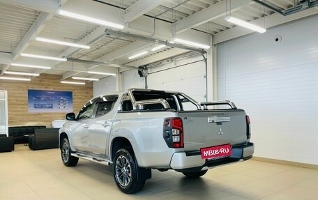 Mitsubishi L200 IV рестайлинг, 2021 год, 3 749 000 рублей, 4 фотография