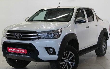 Toyota Hilux VIII, 2017 год, 2 526 000 рублей, 1 фотография