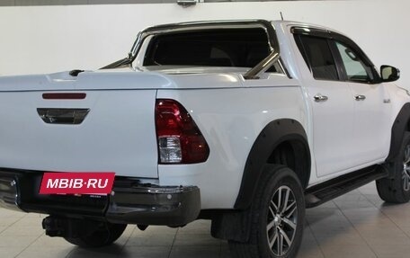 Toyota Hilux VIII, 2017 год, 2 526 000 рублей, 6 фотография