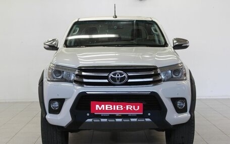 Toyota Hilux VIII, 2017 год, 2 526 000 рублей, 2 фотография