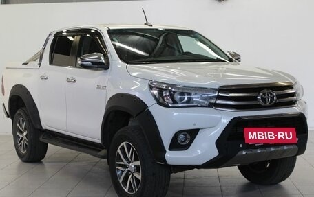 Toyota Hilux VIII, 2017 год, 2 526 000 рублей, 3 фотография