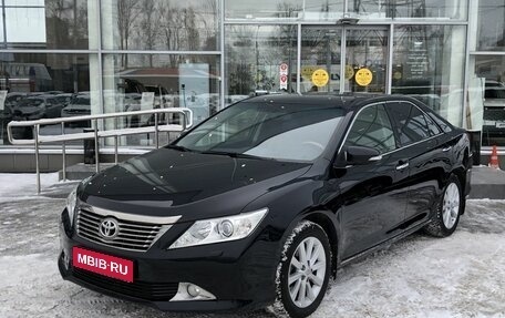 Toyota Camry, 2012 год, 2 050 000 рублей, 1 фотография