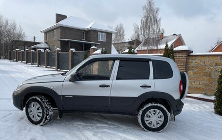 Chevrolet Niva I рестайлинг, 2012 год, 540 000 рублей, 4 фотография