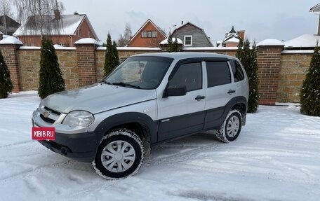 Chevrolet Niva I рестайлинг, 2012 год, 540 000 рублей, 2 фотография