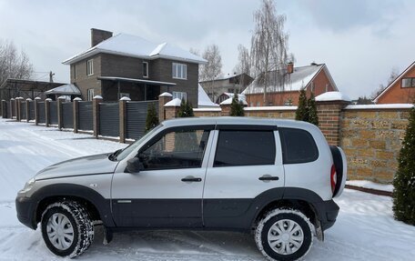 Chevrolet Niva I рестайлинг, 2012 год, 540 000 рублей, 5 фотография