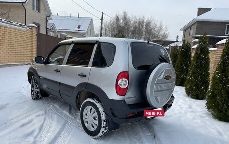 Chevrolet Niva I рестайлинг, 2012 год, 540 000 рублей, 6 фотография