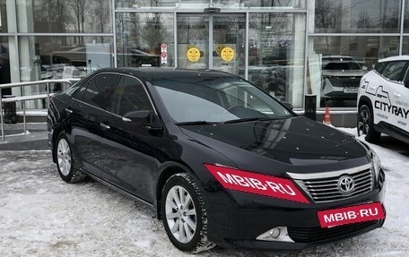 Toyota Camry, 2012 год, 2 050 000 рублей, 3 фотография