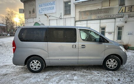 Hyundai Grand Starex Grand Starex I рестайлинг 2, 2010 год, 1 390 000 рублей, 6 фотография