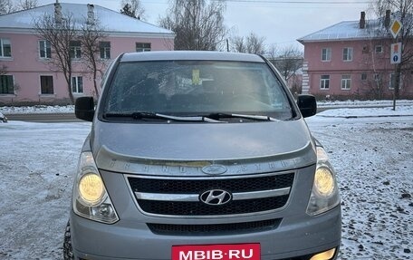 Hyundai Grand Starex Grand Starex I рестайлинг 2, 2010 год, 1 390 000 рублей, 3 фотография