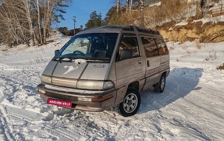 Toyota MasterAce Surf, 1989 год, 270 000 рублей, 1 фотография