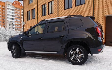 Renault Duster I рестайлинг, 2017 год, 1 396 000 рублей, 4 фотография