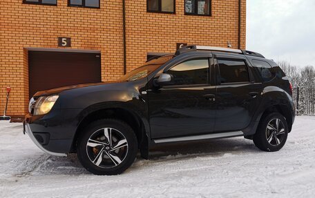 Renault Duster I рестайлинг, 2017 год, 1 396 000 рублей, 2 фотография