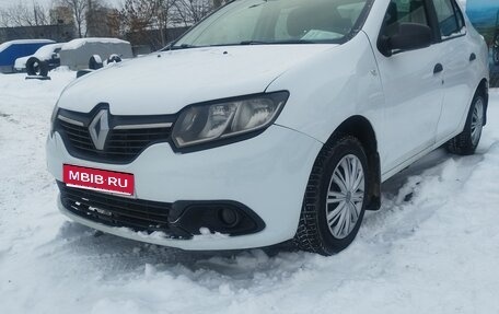 Renault Logan II, 2016 год, 499 000 рублей, 1 фотография