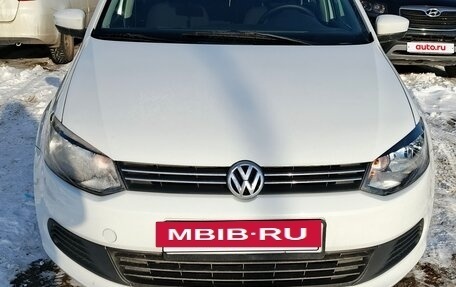 Volkswagen Polo VI (EU Market), 2014 год, 955 000 рублей, 3 фотография