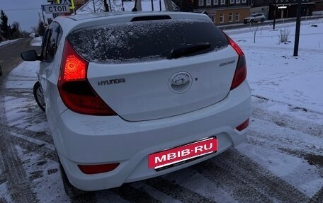 Hyundai Solaris II рестайлинг, 2012 год, 770 000 рублей, 16 фотография