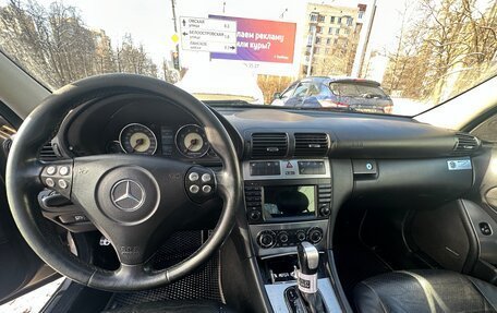 Mercedes-Benz C-Класс, 2004 год, 1 100 000 рублей, 7 фотография