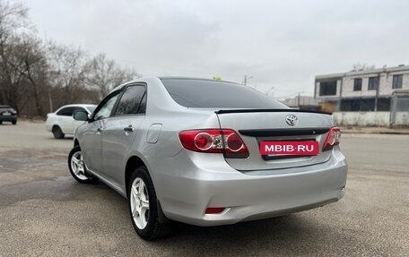 Toyota Corolla, 2011 год, 1 000 000 рублей, 4 фотография