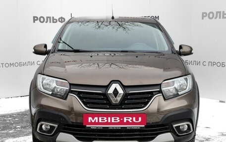 Renault Logan II, 2019 год, 1 090 000 рублей, 2 фотография