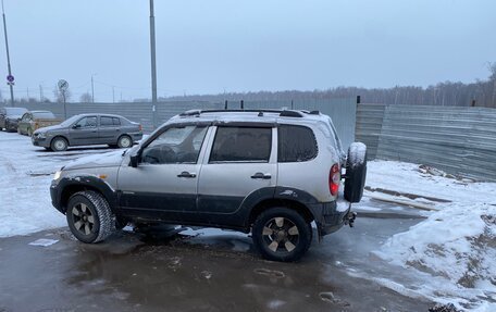 Chevrolet Niva I рестайлинг, 2010 год, 400 000 рублей, 1 фотография