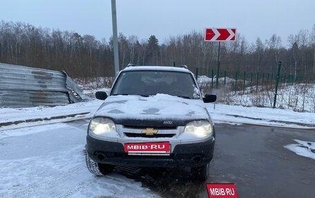 Chevrolet Niva I рестайлинг, 2010 год, 400 000 рублей, 3 фотография