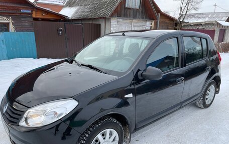 Renault Sandero I, 2012 год, 787 000 рублей, 2 фотография