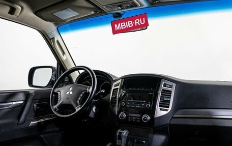 Mitsubishi Pajero IV, 2015 год, 4 581 777 рублей, 9 фотография