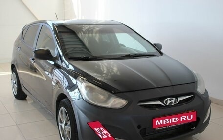 Hyundai Solaris II рестайлинг, 2012 год, 450 000 рублей, 3 фотография