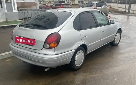 Toyota Corolla, 2001 год, 280 000 рублей, 4 фотография