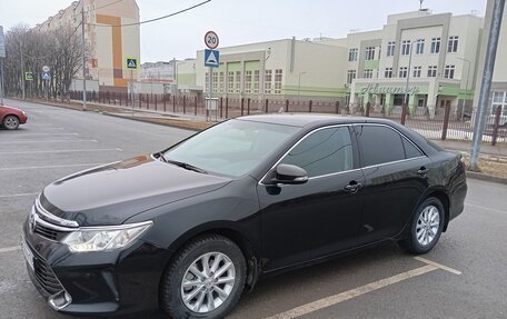 Toyota Camry, 2015 год, 2 080 000 рублей, 4 фотография