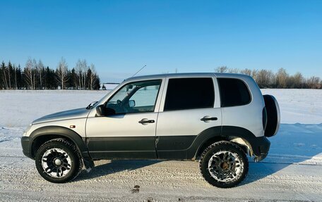 Chevrolet Niva I рестайлинг, 2004 год, 350 000 рублей, 4 фотография