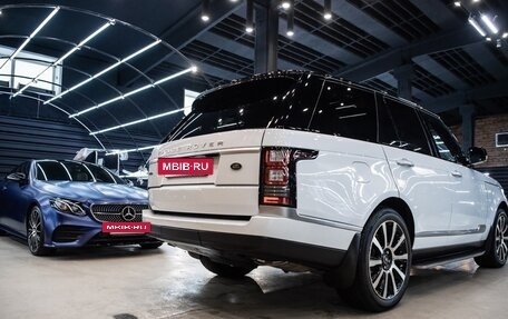 Land Rover Range Rover IV рестайлинг, 2016 год, 5 900 000 рублей, 2 фотография