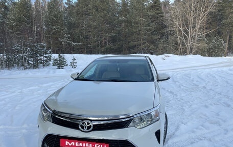 Toyota Camry, 2016 год, 2 830 000 рублей, 9 фотография