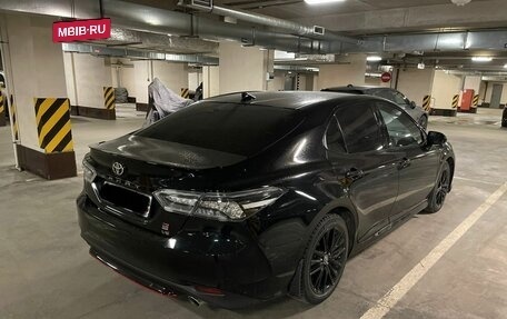 Toyota Camry, 2022 год, 4 500 000 рублей, 10 фотография