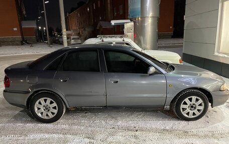 Audi A4, 1998 год, 276 000 рублей, 3 фотография