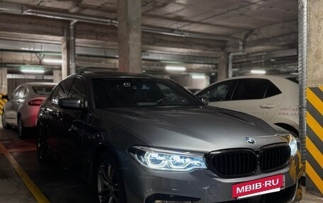 BMW 5 серия, 2018 год, 3 990 000 рублей, 2 фотография