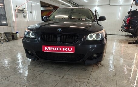 BMW 5 серия, 2008 год, 1 300 000 рублей, 4 фотография