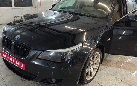 BMW 5 серия, 2008 год, 1 300 000 рублей, 17 фотография