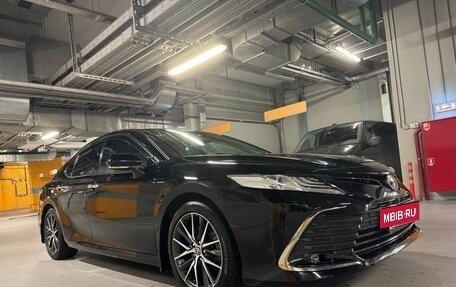 Toyota Camry, 2021 год, 5 100 000 рублей, 2 фотография