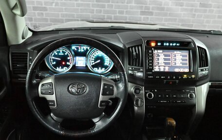 Toyota Land Cruiser 200, 2008 год, 3 400 000 рублей, 18 фотография