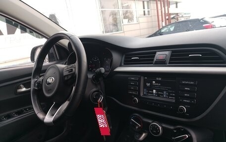 KIA Rio IV, 2017 год, 1 264 000 рублей, 9 фотография